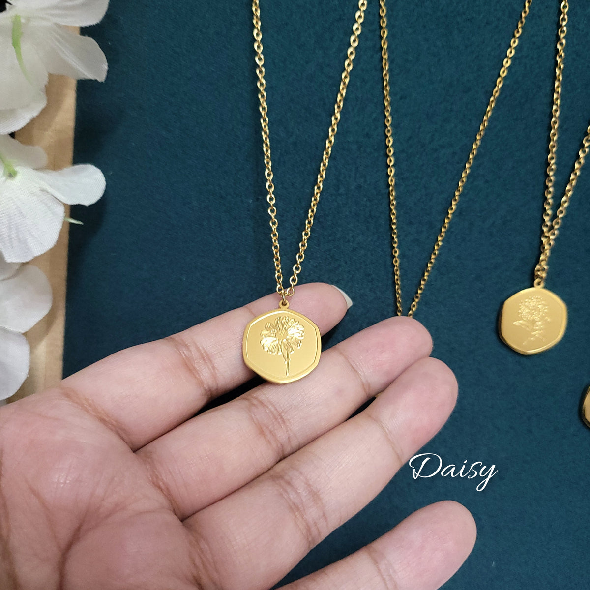 NORA MARIE - EXCLUSIVE - Hijab Queens - Meaningful Extra Long Scarf Hexagon pendant Necklace Jewellery - Floral Brushed Carved Design Birthday Graduation Gift - Blossom