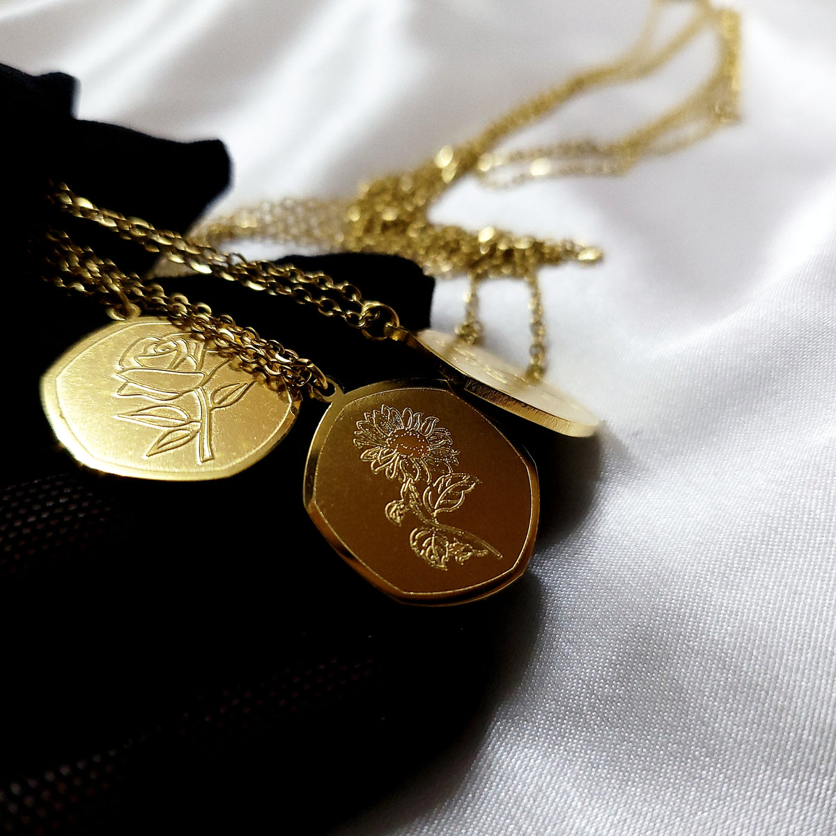 NORA MARIE - EXCLUSIVE - Hijab Queens - Meaningful Extra Long Scarf Hexagon pendant Necklace Jewellery - Floral Brushed Carved Design Birthday Graduation Gift - Blossom