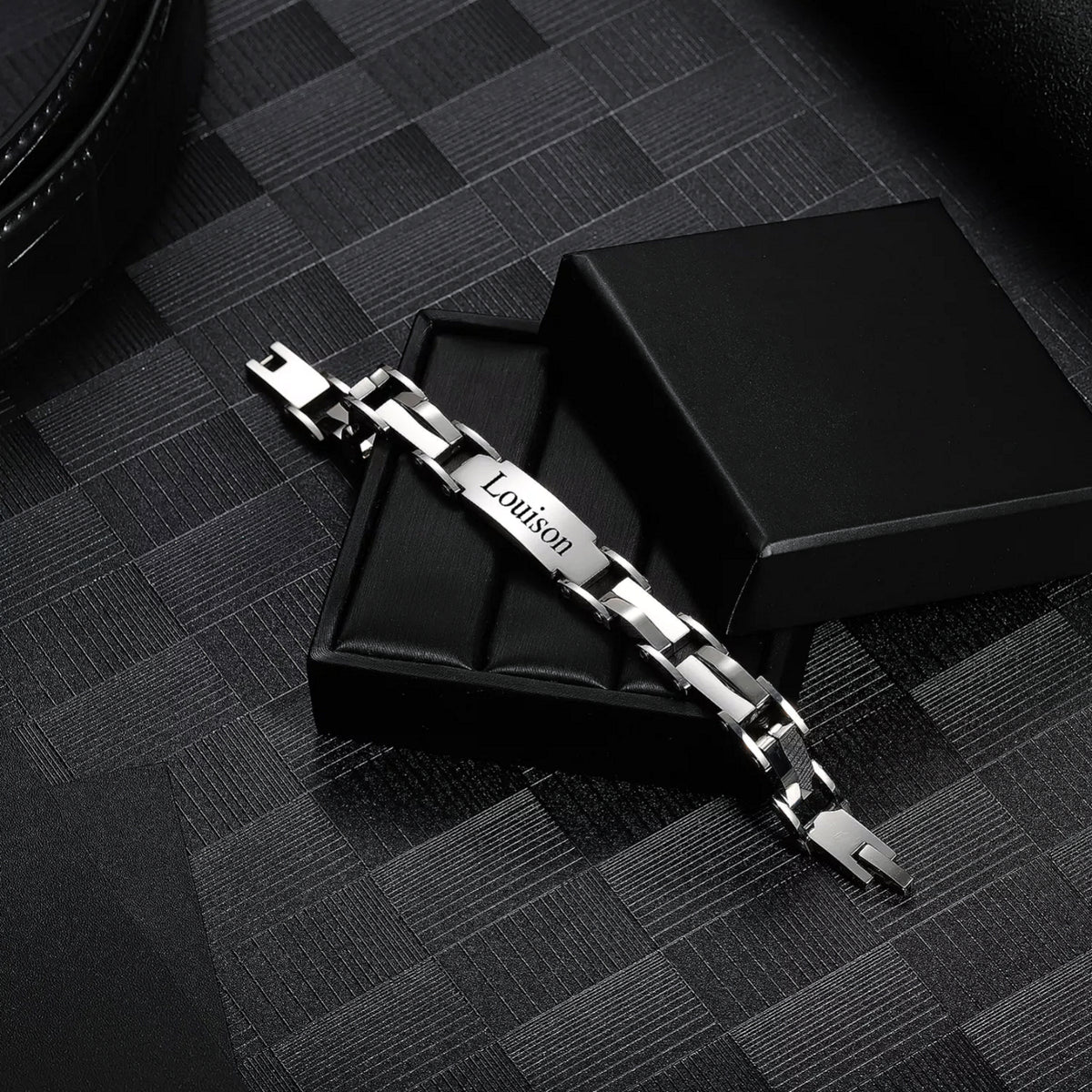 Custom Single Name Bracelet - Muhammed - Stainless Steel - Linked - MENS