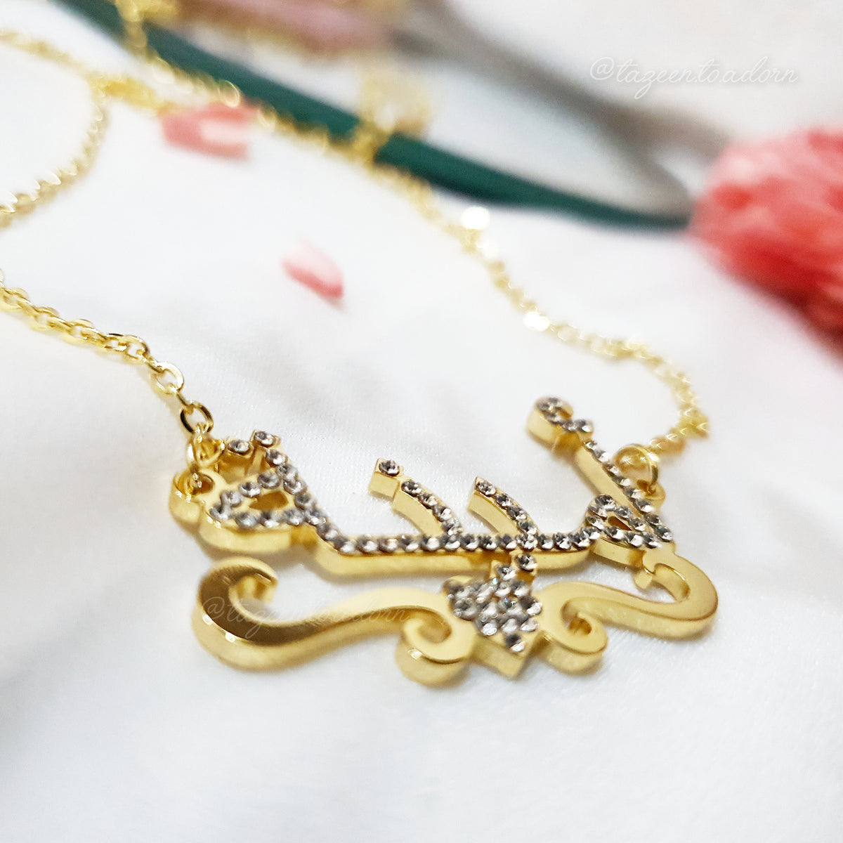 Aisha - Personalised Single Name Diamante Heart with Ribbon Necklace - Arabic English Eid custom Jewellery Gift