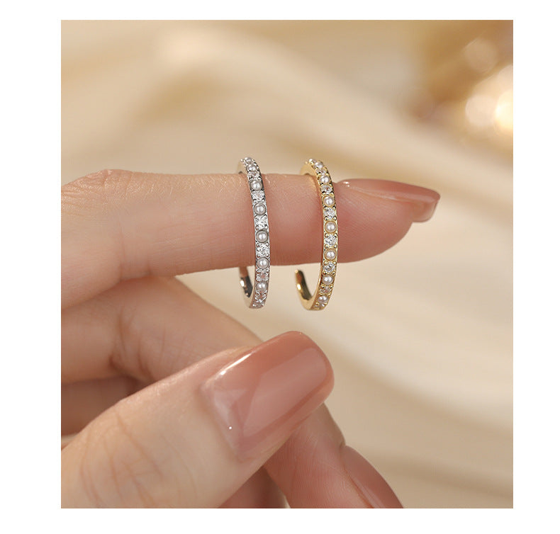 Raina - Sterling Silver adjustable pearl ring