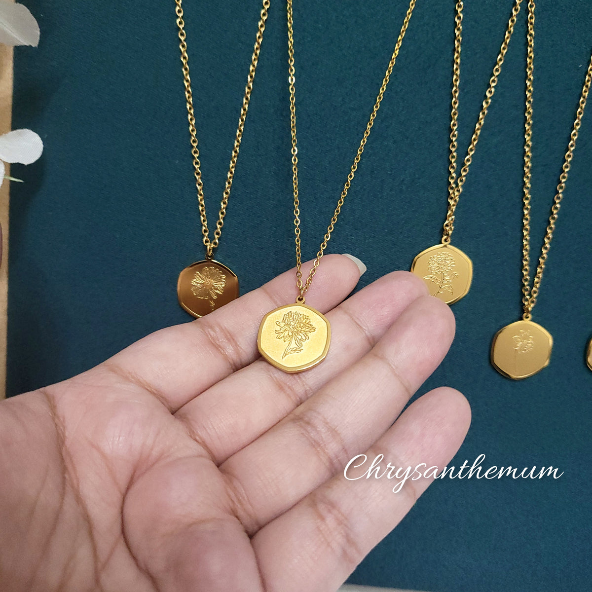 NORA MARIE - EXCLUSIVE - Hijab Queens - Meaningful Extra Long Scarf Hexagon pendant Necklace Jewellery - Floral Brushed Carved Design Birthday Graduation Gift  - Blossom