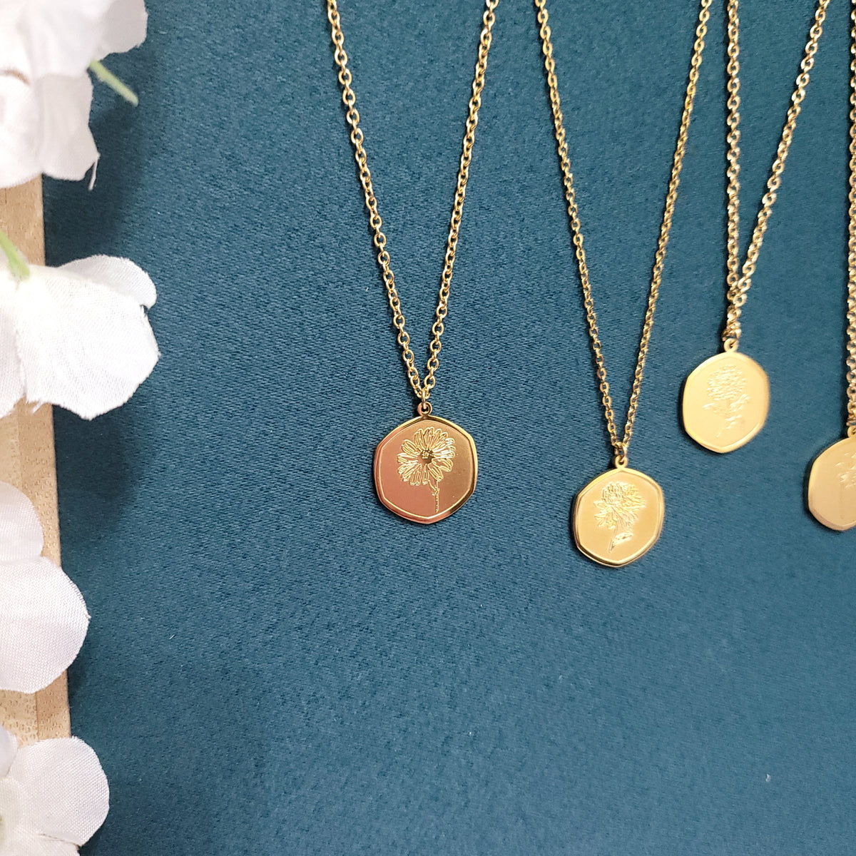 NORA MARIE - EXCLUSIVE - Hijab Queens - Meaningful Extra Long Scarf Hexagon pendant Necklace Jewellery - Floral Brushed Carved Design Birthday Graduation Gift  - Blossom