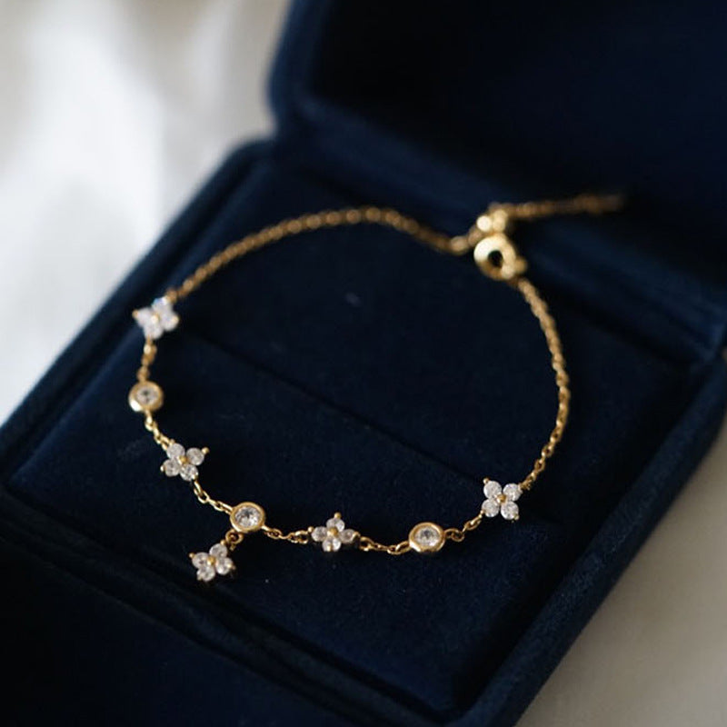 Aurora Bracelet 13cm to 19cm - Sterling Silver Floral Clover Cubic Zirconia Adjustable pull Chain