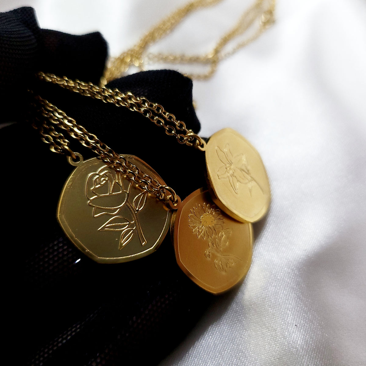 NORA MARIE - EXCLUSIVE - Hijab Queens - Meaningful Extra Long Scarf Hexagon pendant Necklace Jewellery - Floral Brushed Carved Design Birthday Graduation Gift  - Blossom